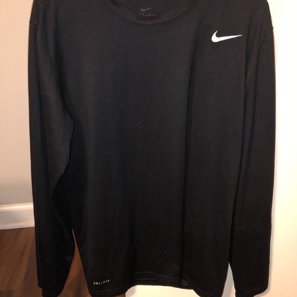 Nike Dri-Fit Long Sleeve Shirt